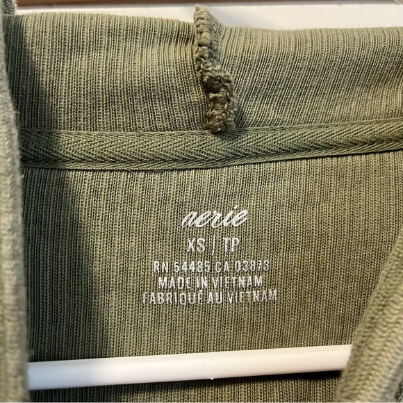 Aerie Green Sweatshirt Pullover - Picture 4 of 5